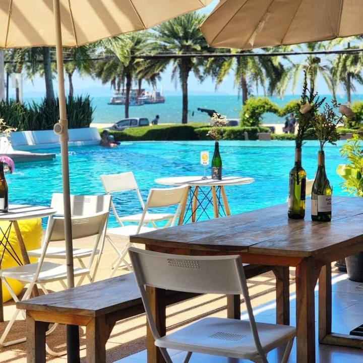Jomtien Pattaya Condo Seaview Room Premium Eksteriør billede